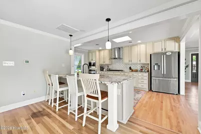 602 W Broad Street, Swansboro, NC 28584 - Photo 11