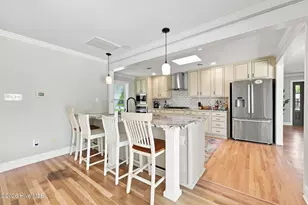 602 W Broad St, Swansboro, NC 28584 - Photo 11