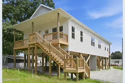 751 Driftwood Drive, Hampstead, NC 28443 - Photo 9