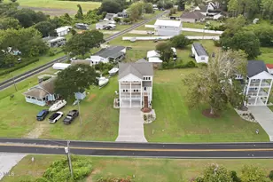 450 Pearson Cir, Newport, NC 28570 - Photo 9