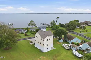450 Pearson Cir, Newport, NC 28570 - Photo 3
