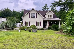 520 Laurinburg Rd, Southport, NC 28461 - Photo 1