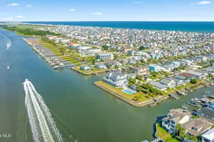 79 Wilmington St, Ocean Isle Beach, NC 28469 - Photo 37