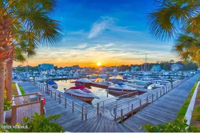 2571 Saint James Drive SE #F6, Southport, NC 28461 - Photo 3