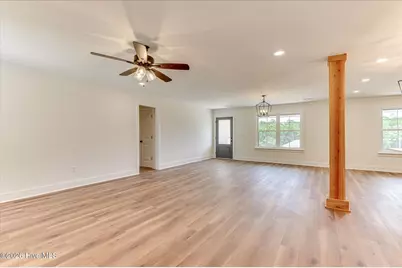 3914 Crest Drive, Hephzibah, GA 30815 - Photo 9