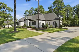 109 Chanticleer Dr, Pinehurst, NC 28374 - Photo 5