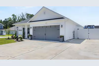 739 Greenwich Place, Richlands, NC 28574 - Photo 3