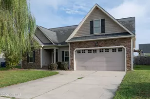 820 Megan Dr, Greenville, NC 27834 - Photo 3