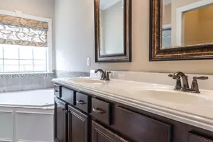 820 Megan Dr, Greenville, NC 27834 - Photo 51