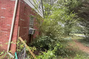 176 White Oak St, Franklin, NC 28734 - Photo 5