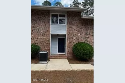 365 W Illinois Avenue #Apt 14, Southern Pines, NC 28387 - Photo 1