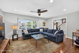 305 Embassy Cir, Wilmington, NC 28412 - Photo 5