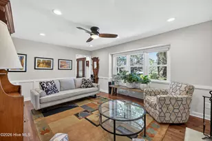 305 Embassy Cir, Wilmington, NC 28412 - Photo 9