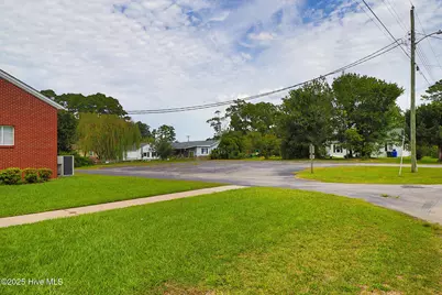 2101 S Lakeview Drive, Newport, NC 28570 - Photo 39