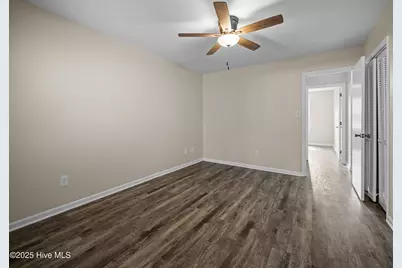 323 W Frances Street, Jacksonville, NC 28546 - Photo 9