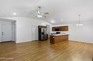 172 Oakley Dr, New Bern, NC 28560 - Photo 7
