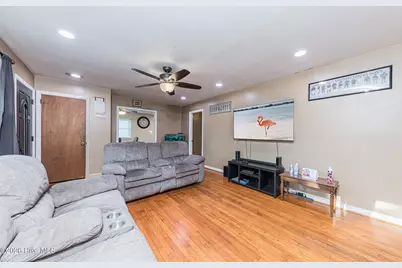 111 Dogwood Drive, Jacksonville, NC 28540 - Photo 11