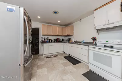 111 Dogwood Drive, Jacksonville, NC 28540 - Photo 17