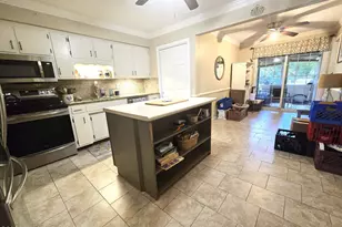 1014A Kings Way, New Bern, NC 28562 - Photo 7