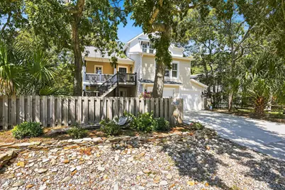 908 Elizabeth Drive, Oak Island, NC 28465 - Photo 5