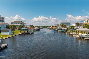 4074 4th St, Surf City, NC 28445 - Photo 3