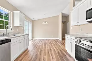 864 Mill River Rd, Jacksonville, NC 28540 - Photo 17