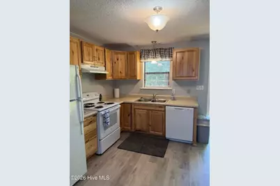 210 Shipman Road #Building E, Havelock, NC 28532 - Photo 9