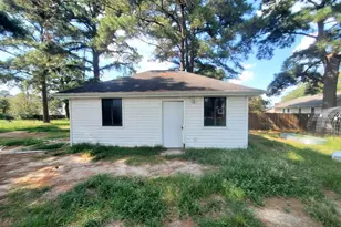 446 Farmingwood Rd, Greenville, NC 27858 - Photo 11