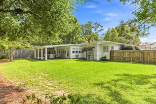 2105 Camellia Dr, Wilmington, NC 28403 - Photo 33