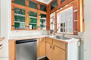 913 Bridges St, Morehead City, NC 28557 - Photo 11