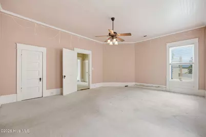 401 N Market Street, Washington, NC 27889 - Photo 43