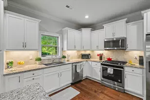 669 Jenoa Loop, Castle Hayne, NC 28429 - Photo 17