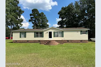 10660 Jamestown Drive, Laurinburg, NC 28352 - Photo 1