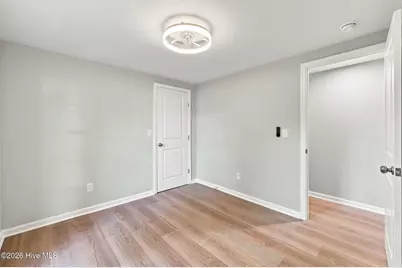 105 W Wallace Street, Burgaw, NC 28425 - Photo 15