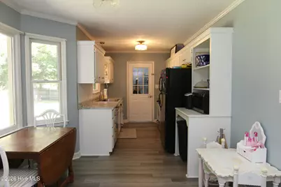 329 S Wedgewood Drive, Washington, NC 27889 - Photo 9