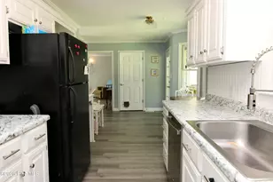 329 S Wedgewood Dr, Washington, NC 27889 - Photo 13