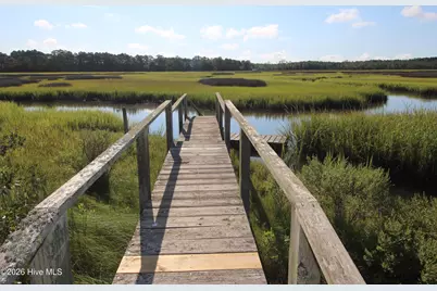 404 Madewood Lane, Newport, NC 28570 - Photo 3