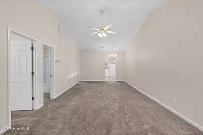 526 Edgecliff Lane, Evans, GA 30809 - Photo 5