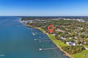 5005 Holly Ln, Morehead City, NC 28557 - Photo 17