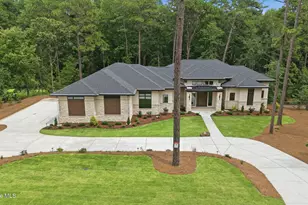 35 Woodenbridge Ln, Pinehurst, NC 28374 - Photo 1