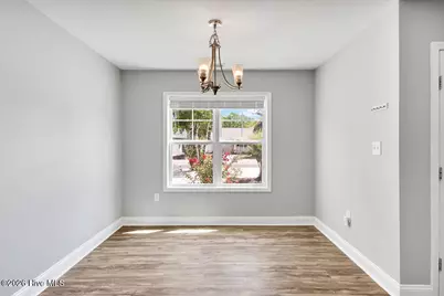 127 NE 15th St, Oak Island, NC 28465 - Photo 15