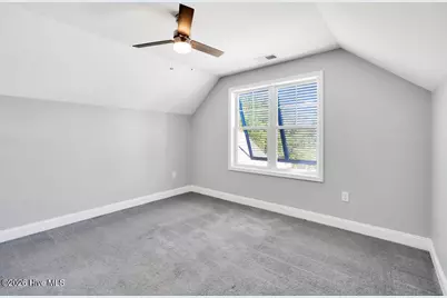 127 NE 15th St, Oak Island, NC 28465 - Photo 29