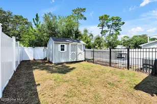 127 NE 15th St, Oak Island, NC 28465 - Photo 33