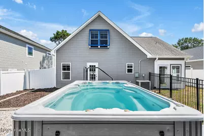 127 NE 15th St, Oak Island, NC 28465 - Photo 37