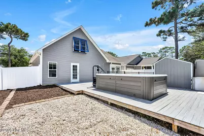 127 NE 15th St, Oak Island, NC 28465 - Photo 39