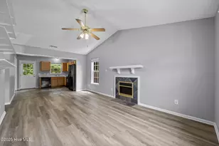 1087 W Pueblo Dr, Jacksonville, NC 28546 - Photo 9