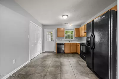 1087 W Pueblo Drive, Jacksonville, NC 28546 - Photo 15