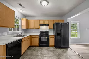 1087 W Pueblo Dr, Jacksonville, NC 28546 - Photo 11