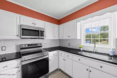 1003 Robinwood Road, Aberdeen, NC 28315 - Photo 11