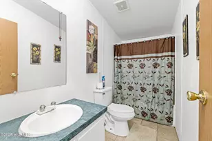 88 Holiday Ln, Newton Grove, NC 28366 - Photo 17